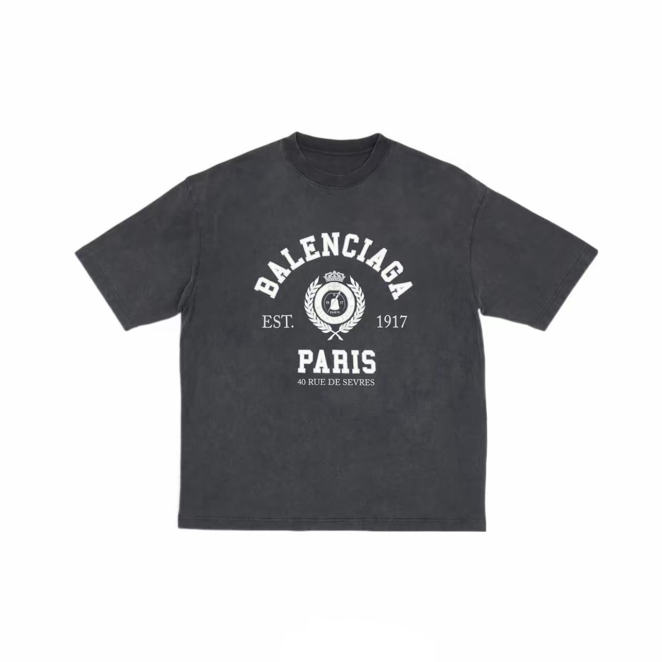 New Unisex Gray Washed 1917 Letter Logo Graphic T-Shirt, Vintage Distressed Cracked Print Loose Fit Short Sleeve Tee